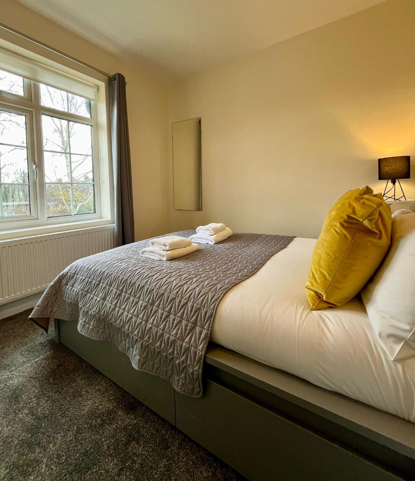 Central, Newly Refurb 2 Bed Flat With Free Parking CBG Εξωτερικό φωτογραφία